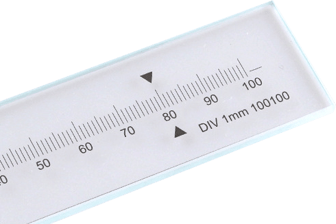 2 标准玻璃线纹尺 4